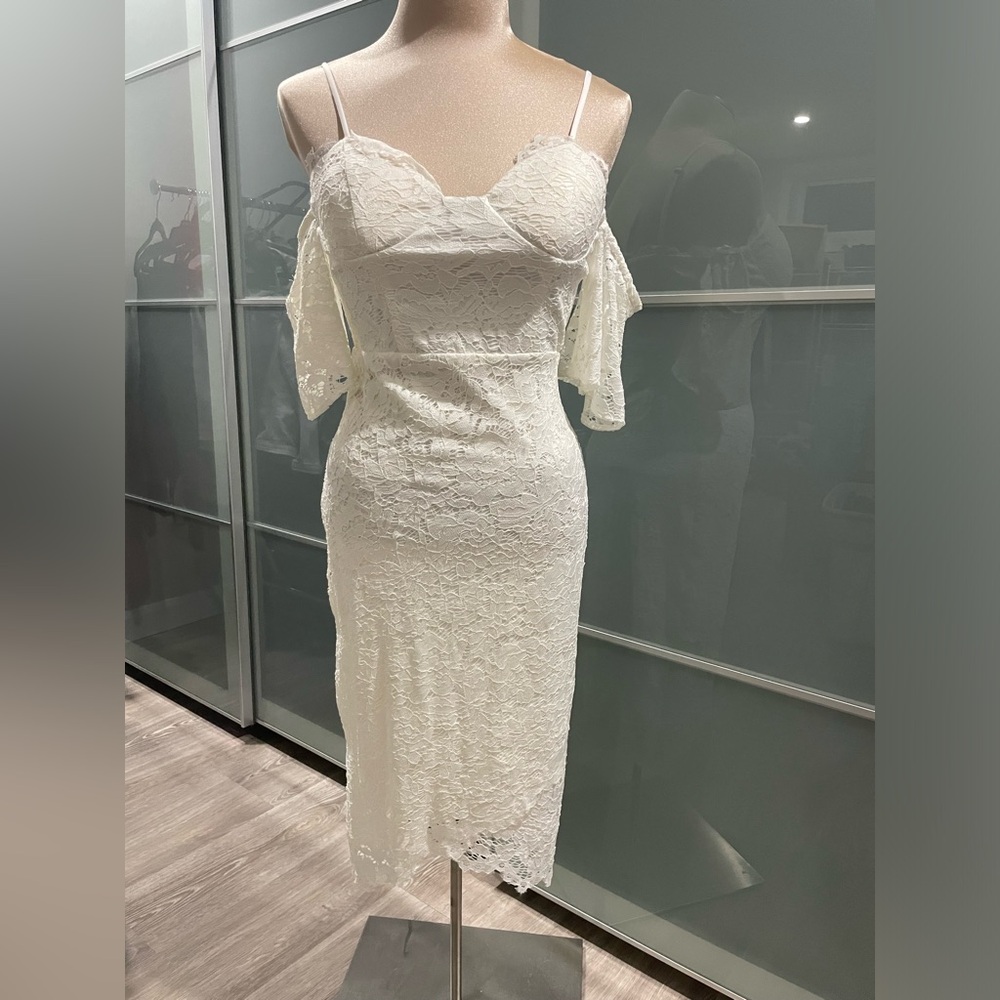 Le Chateau White Bodycon Midi Dress with Flutter Sleeves